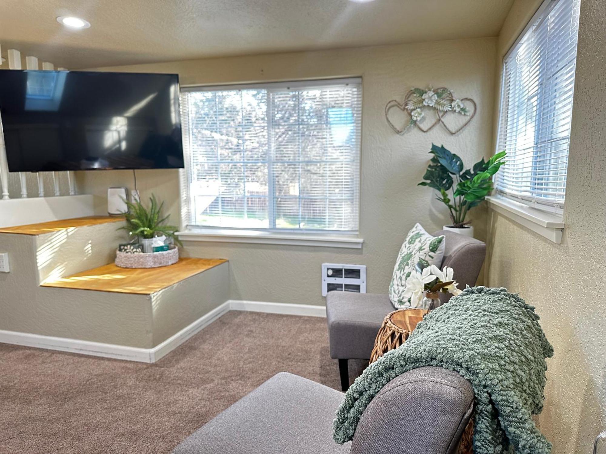 Near Downtown- Kitchen-Washerdryer-Parking Medford Exterior foto
