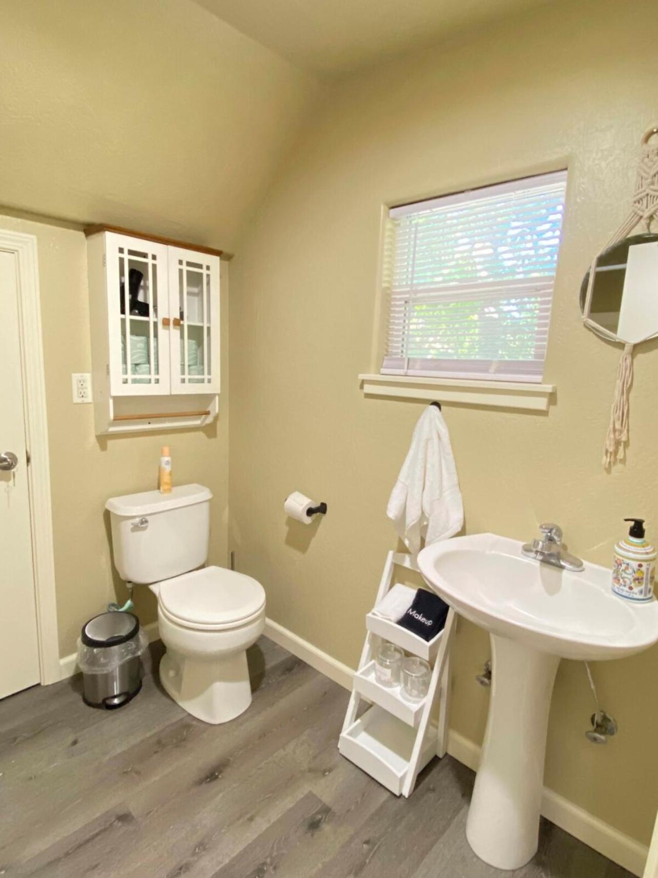 Near Downtown- Kitchen-Washerdryer-Parking Medford Exterior foto